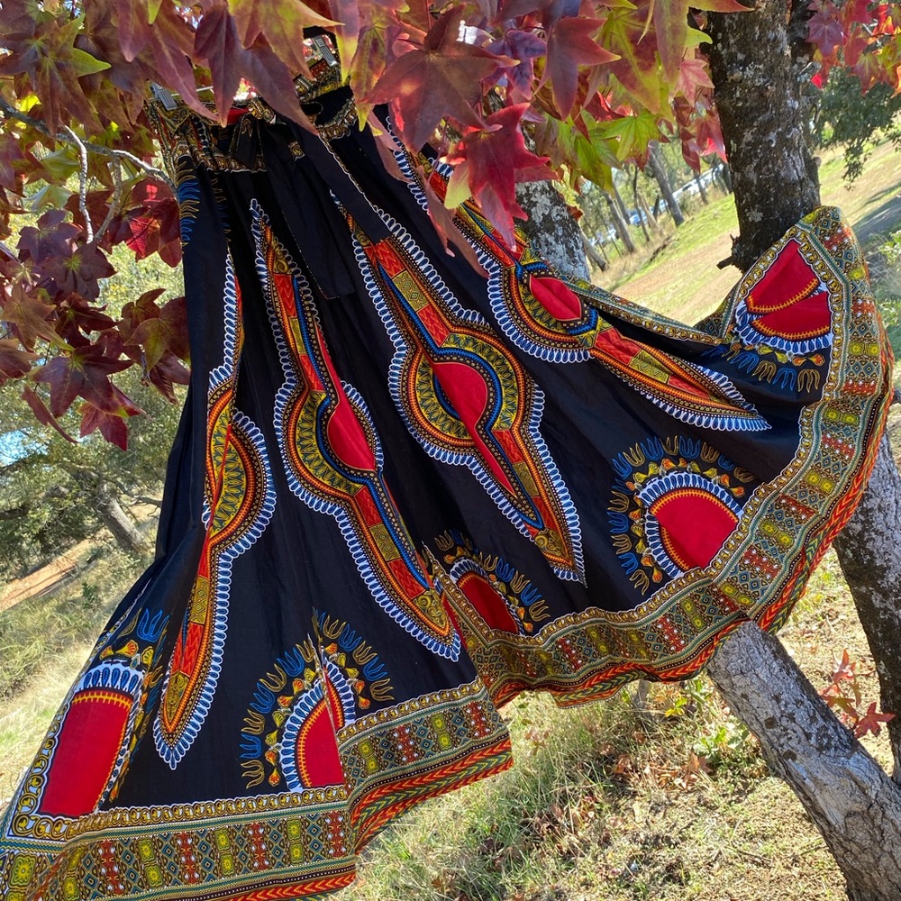 Vibrant Multicolor Full Circle Statement Skirt - Picture 7 of 13